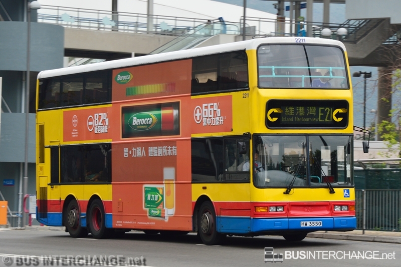Dennis Trident III (2211 / HW3550 on Route E21)