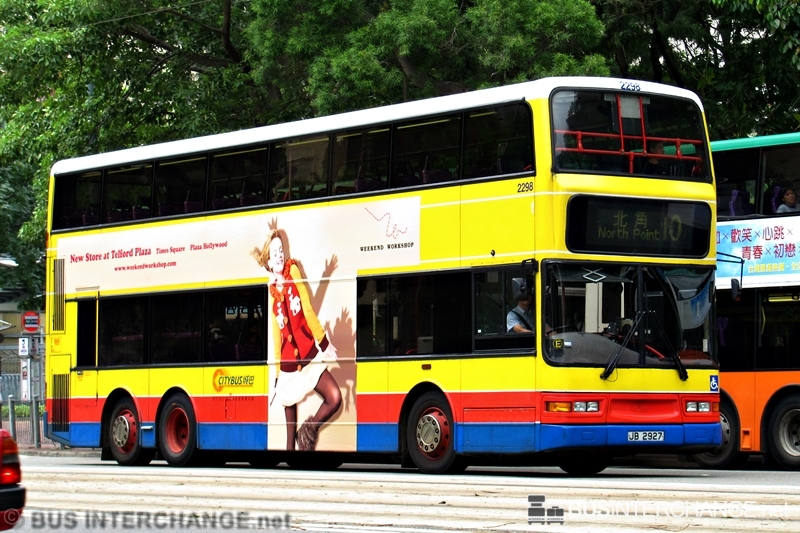 Dennis Trident III (2298 / JB2927 on Route 10)