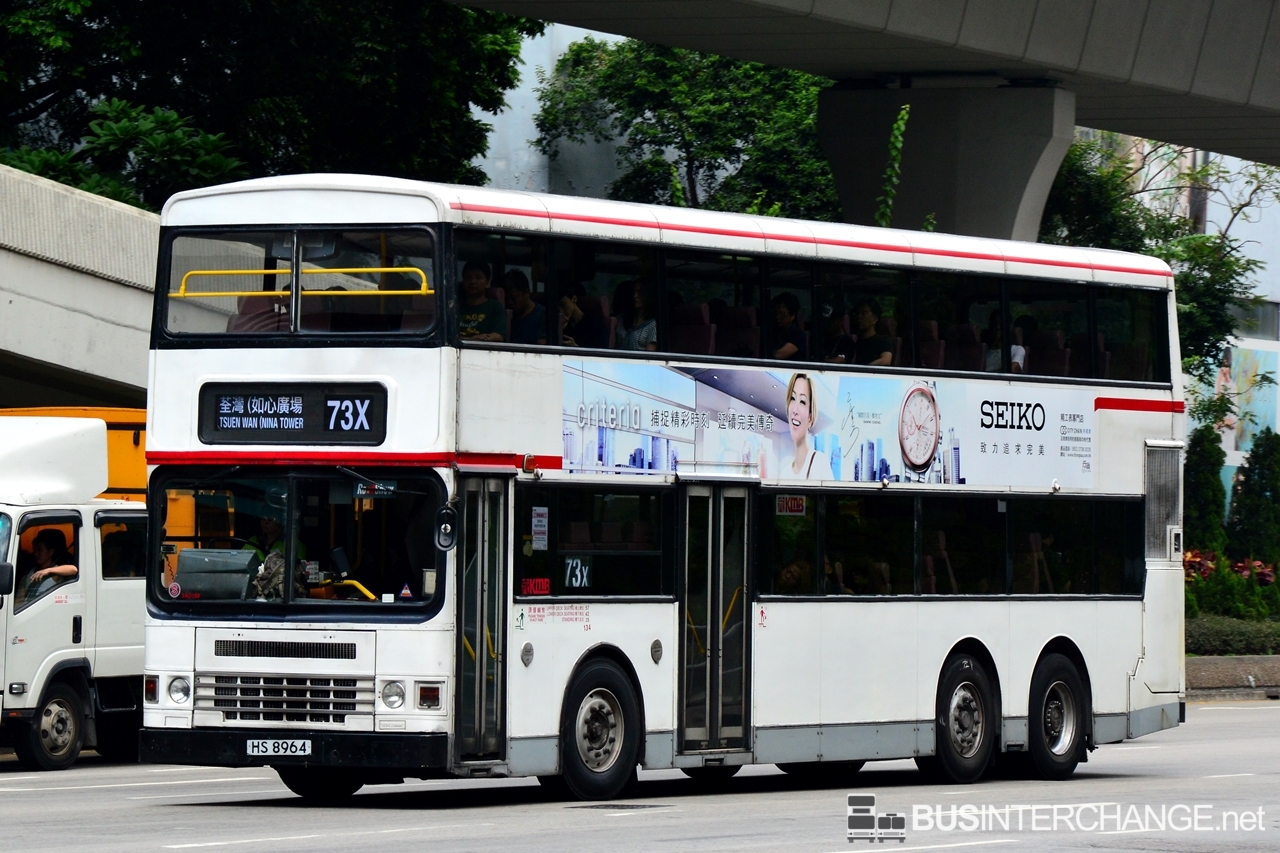 Dennis Dragon (3AD150 / HS8964 on Route 73X)