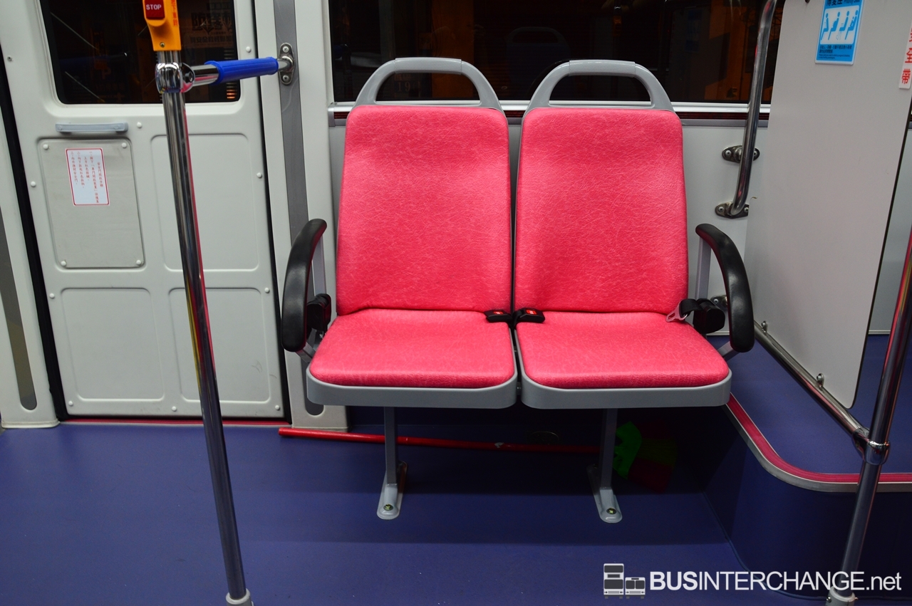 Yutong ZK6180HGC (Priority Seats)