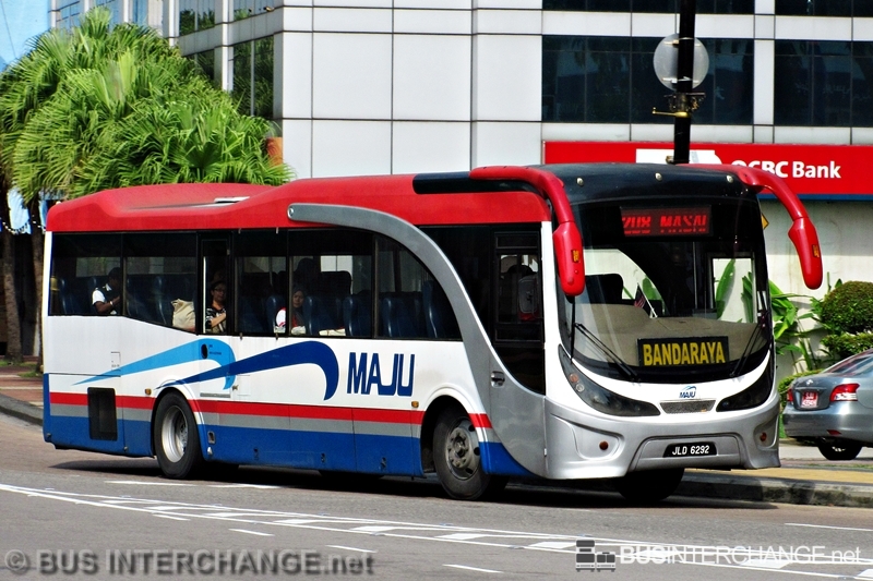 A Hino AK1JRKA (JLD6292) operating on Maju bus service 208
