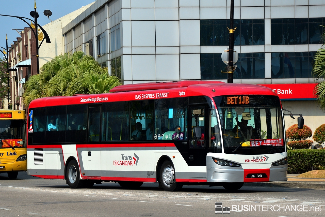 A Sksbus SA12-300 (JMT3231) operating on Causeway Link bus service BET1