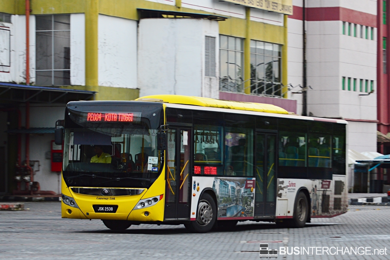 Yutong ZK6126HG (JSK2538 - PE004)