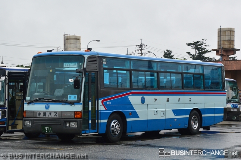 Mitsubishi Fuso Aero Bus (æ²–ç¸„ 22 ã  311)