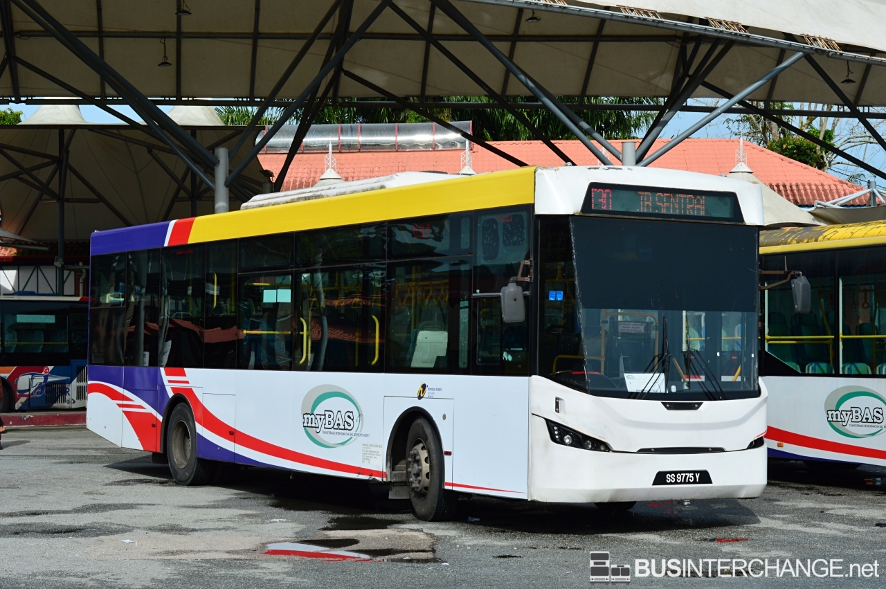 A Sksbus LEC-300H (SS9775Y) operating on Causeway Link bus service T30