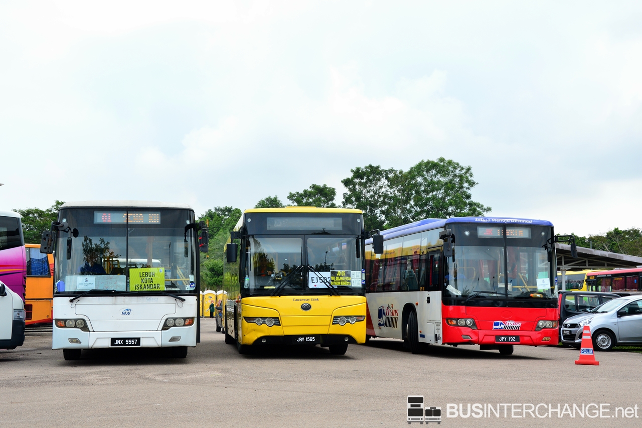File Photo: Maju and Causeway Link buses at Kota Iskandar.