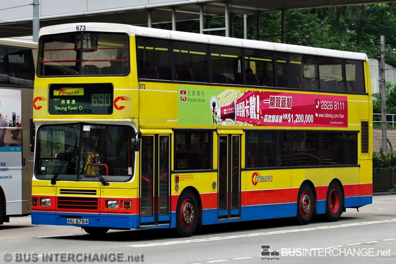 Volvo Olympian (673 / HU6784 on Route 690)