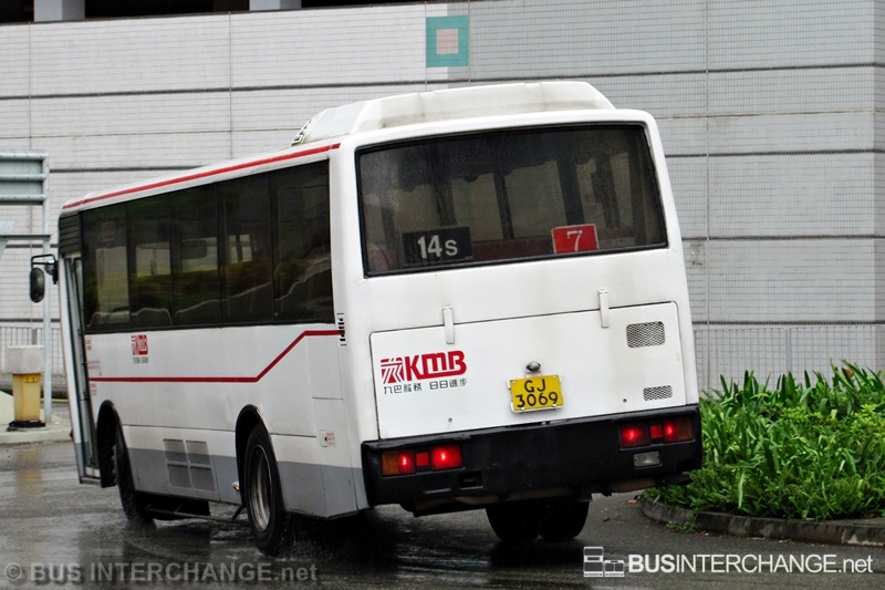 Mitsubishi Fuso MK217J (AM178 / GJ3069 on Route 14S)
