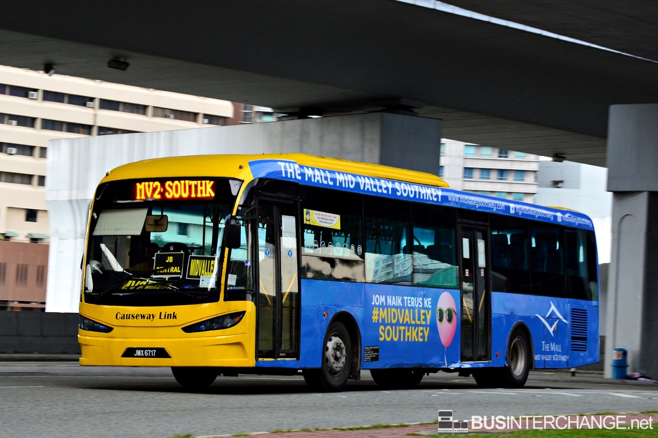 A Sksbus SA12-300 (JMX6717) operating on Causeway Link bus service MV2