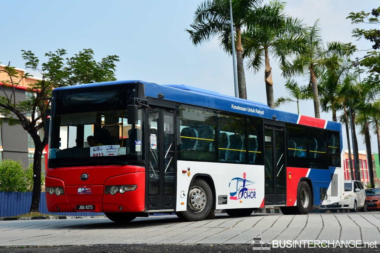 A Yutong ZK6118HG (JQQ4273) operating on Causeway Link bus service P411