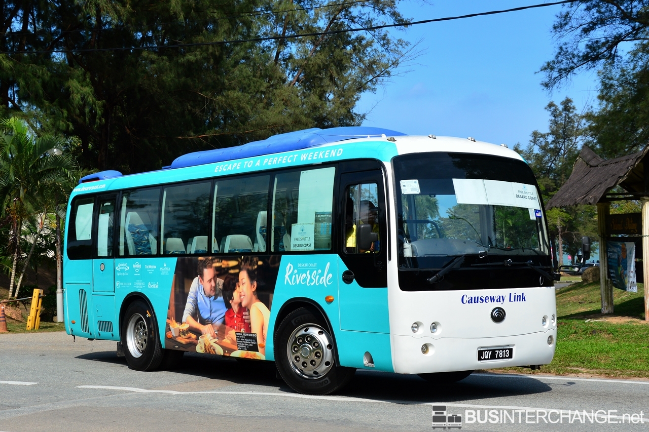 Yutong ZK6800HNGAA (JQY7813 - Desaru Coast Shuttle Bus Service)