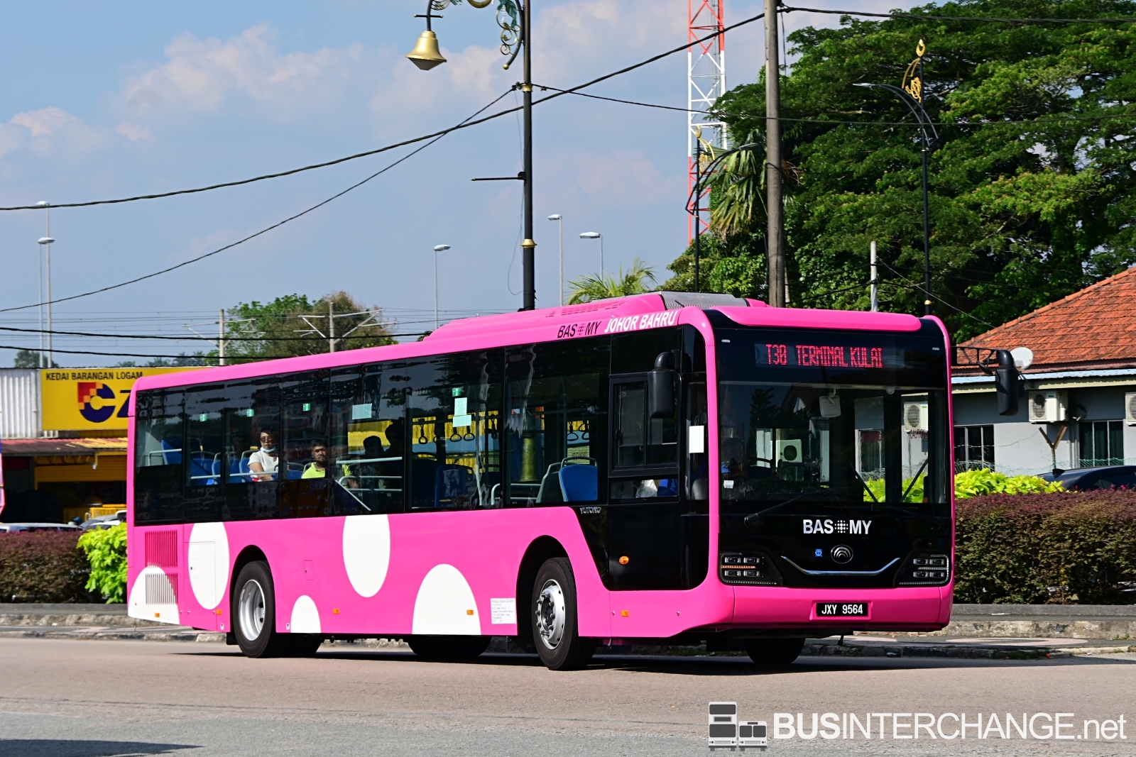 Yutong ZK6128HG (JXY9564 - T30)
