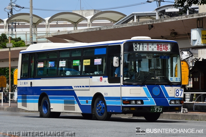 Mitsubishi Fuso Aero Midi (æ²–ç¸„ 200 ã‹  523)