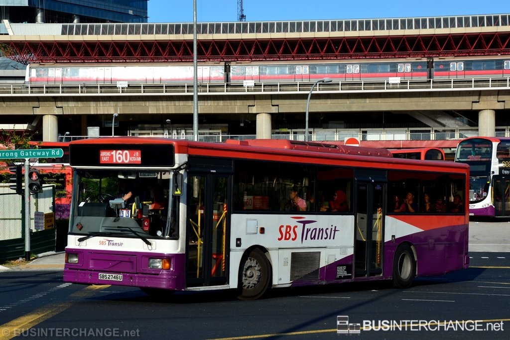 A Volvo B10M (Mark IV) (SBS2746U) operating on SBS Transit bus service 160