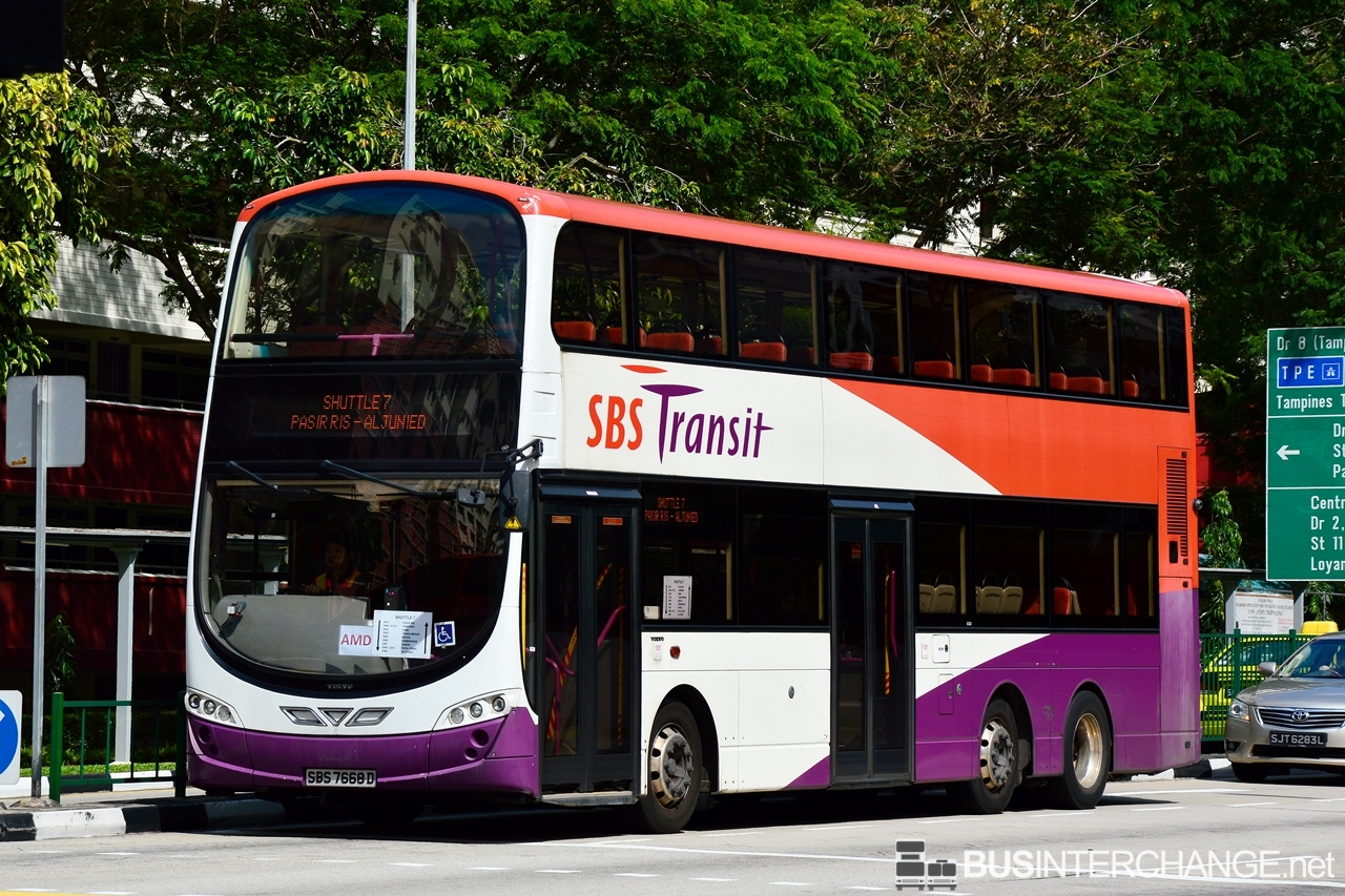 Volvo B9TL (SBS7668D - Shuttle 7)