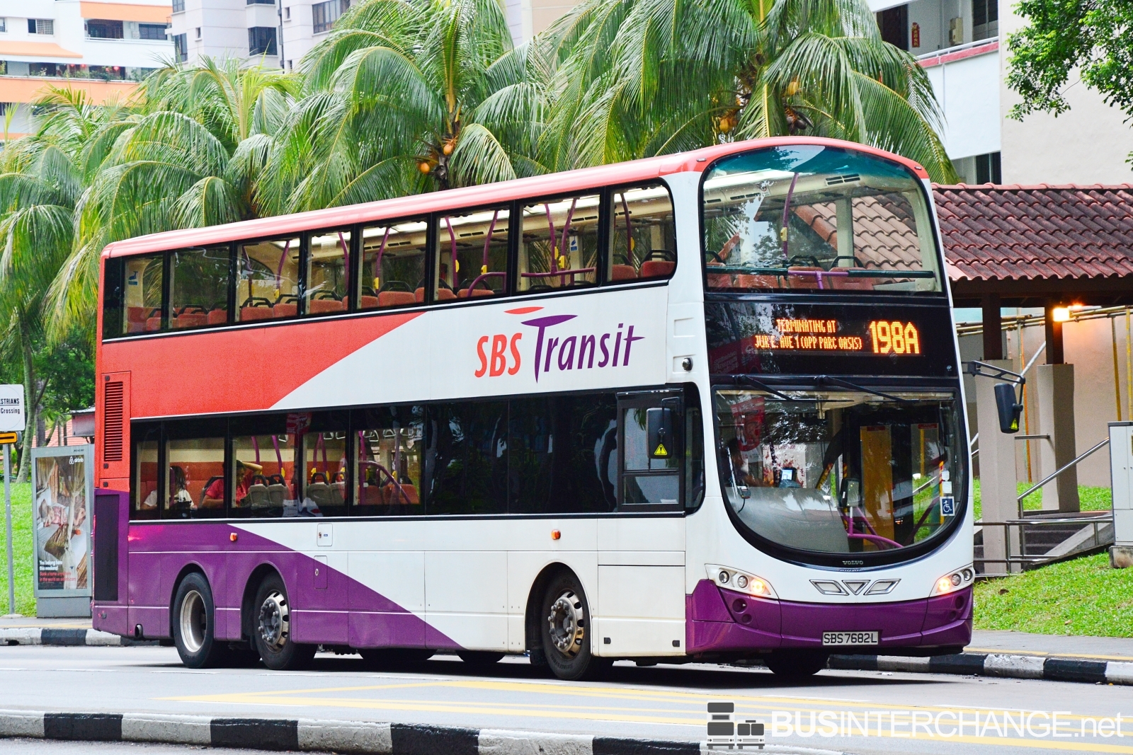 Volvo B9TL (SBS7682L - 198A)