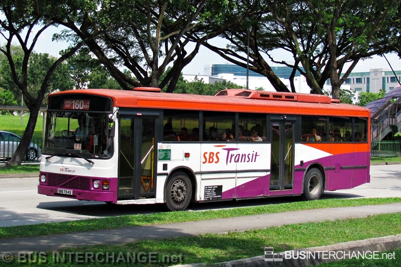A Volvo B10M (Mark III) (SBS734S) operating on SBS Transit bus service 160