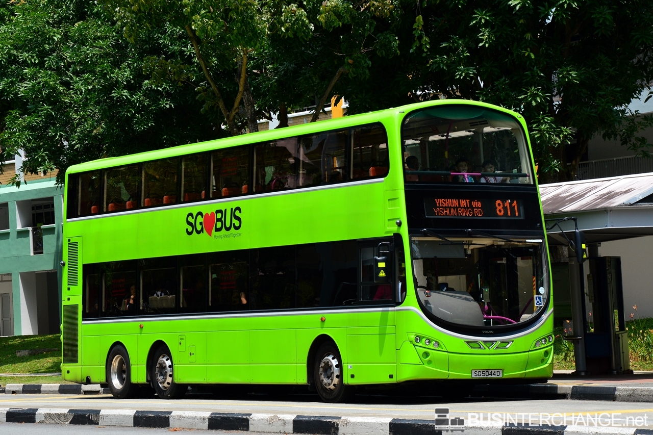 Volvo B9TL (SG5044D - 811)