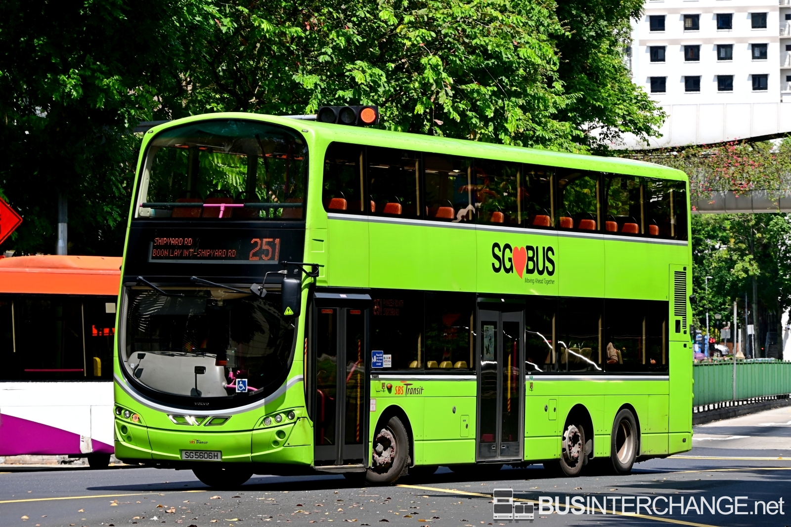 Volvo B9TL (SG5606H - 251)