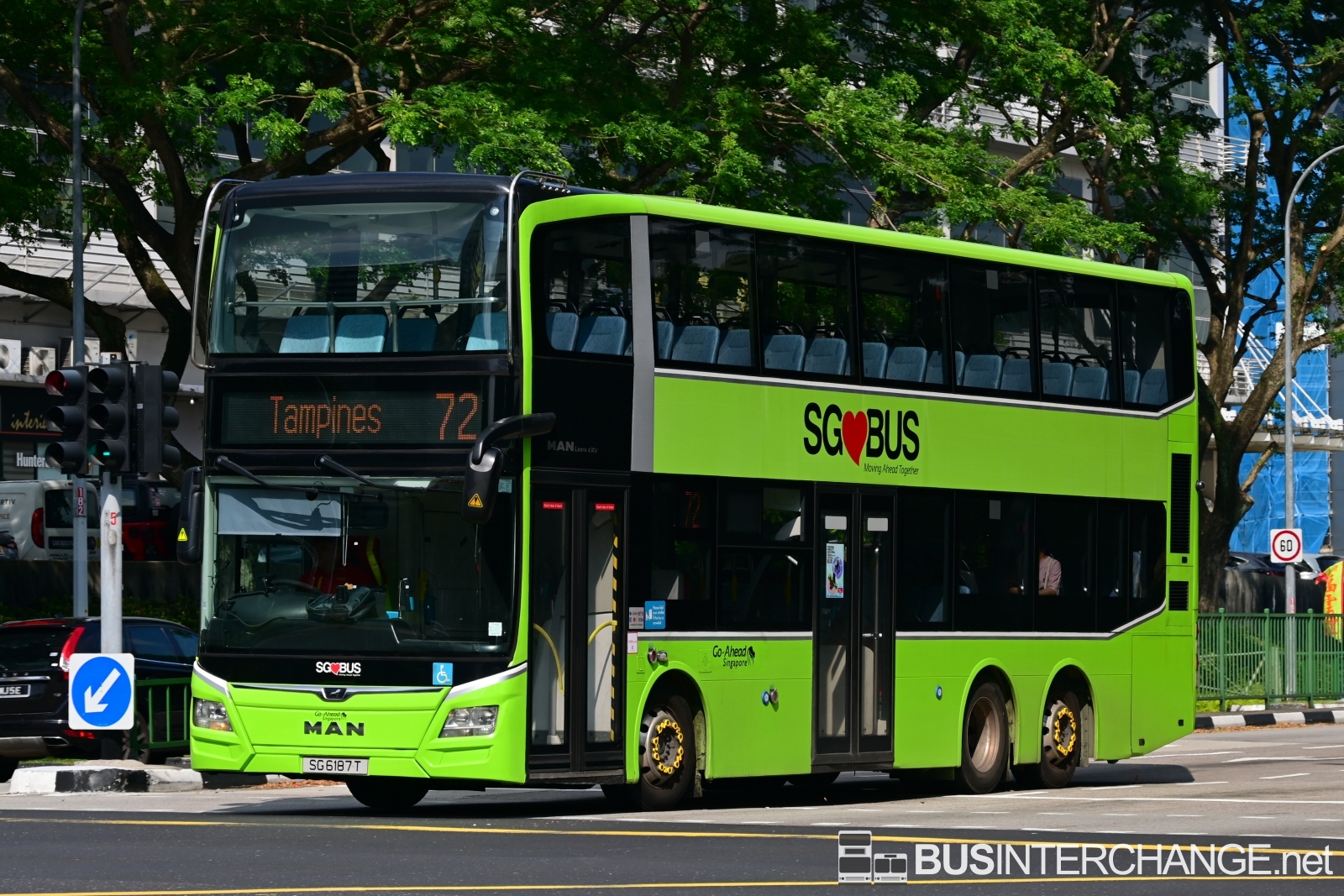 The MAN ND323F (A95) with Gemilang Coachworks bodywork (SG6187T) is seen on Go-Ahead Singapore Bus Service 72.