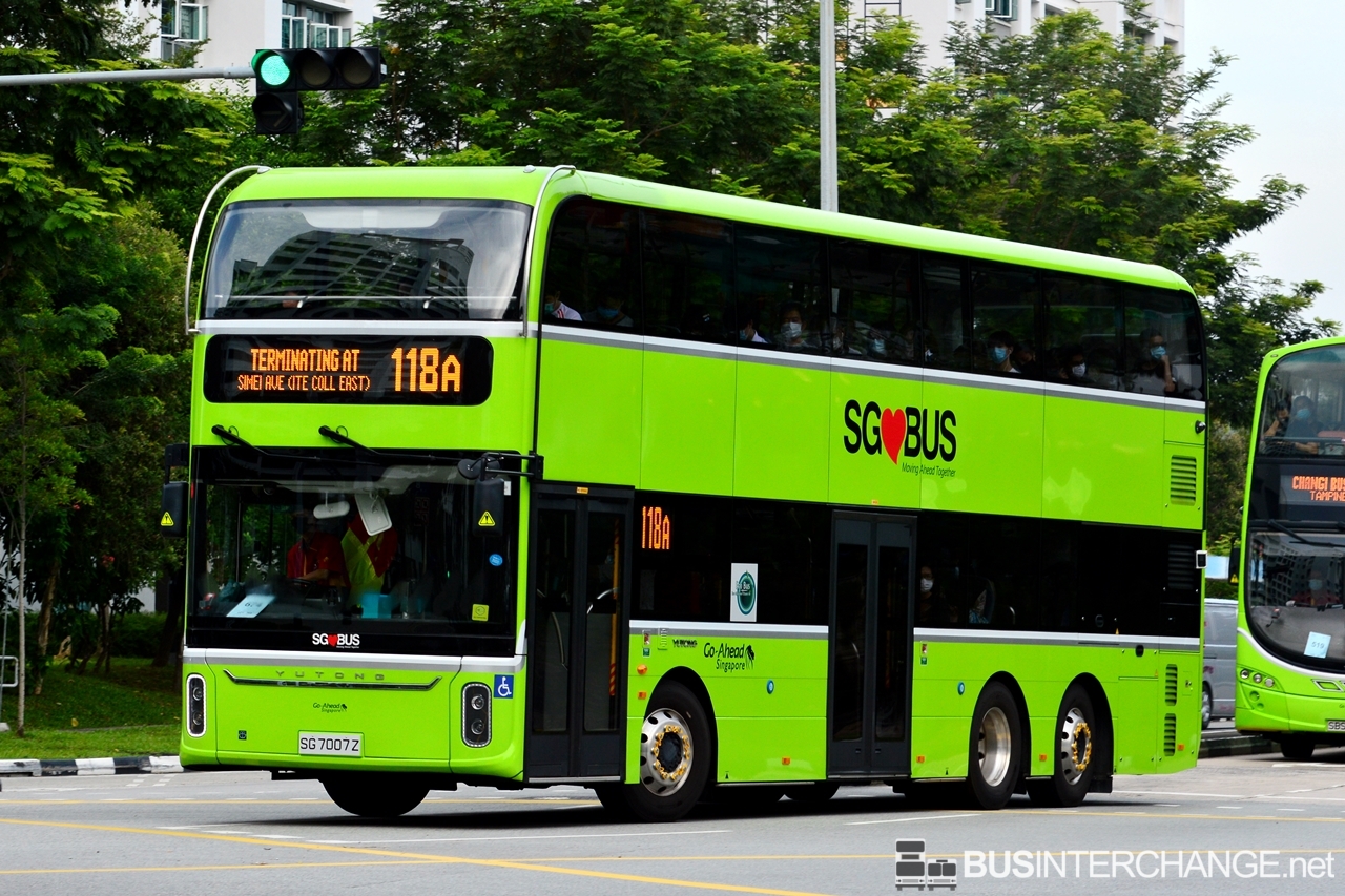 The Yutong E12DD / ZK6125BEVGS with Yutong bodywork (SG7007Z) is seen on Go-Ahead Singapore Bus Service 118A.