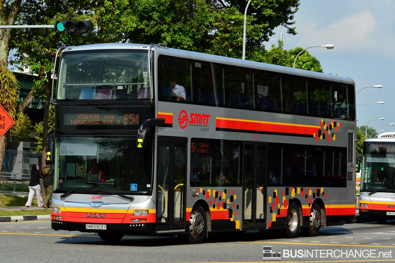 The MAN ND323F (A95) with Gemilang Coachworks bodywork (SMB5903Y) is seen on SMRT Buses Bus Service 854.