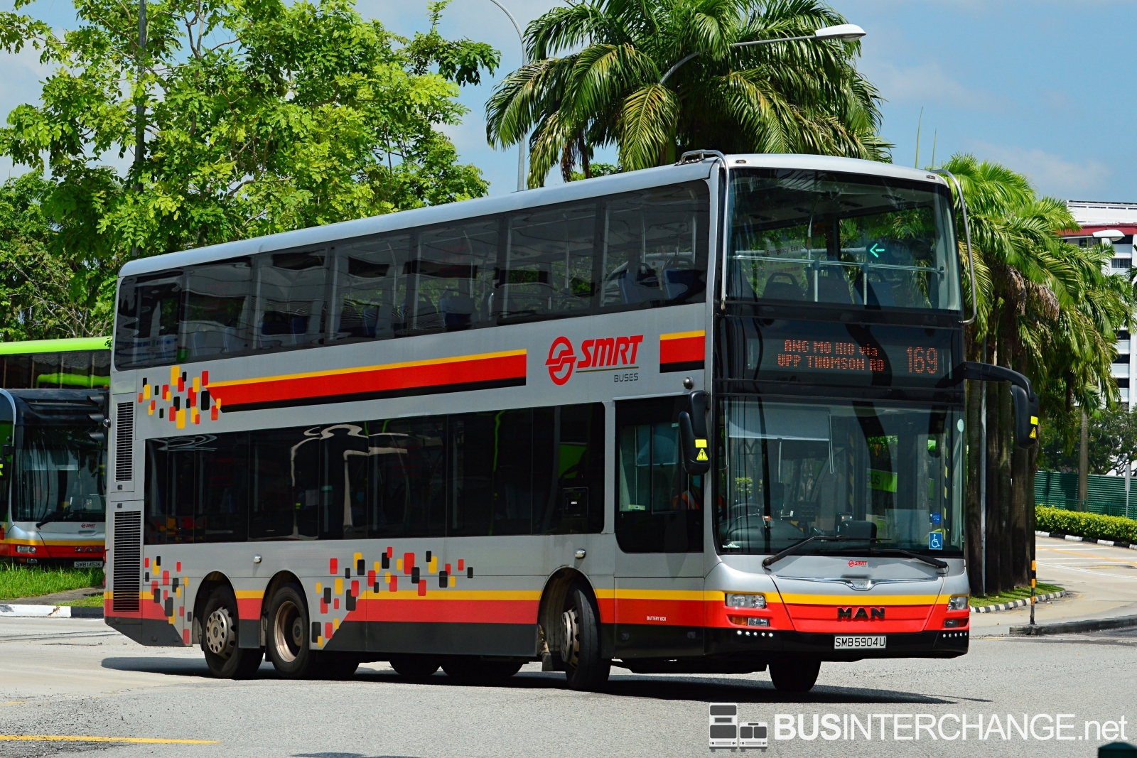 The MAN ND323F (A95) with Gemilang Coachworks bodywork (SMB5904U) is seen on SMRT Buses Bus Service 169.