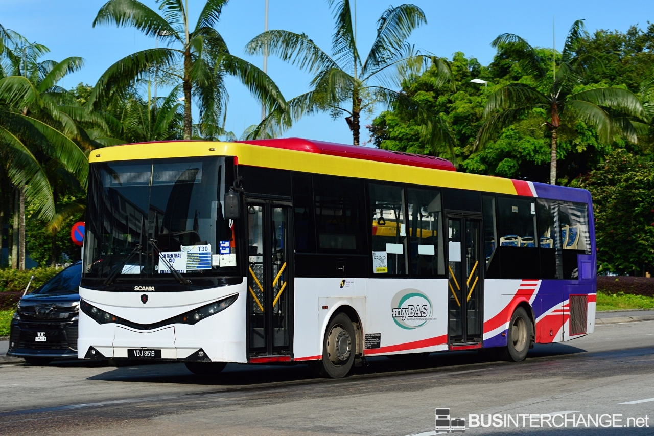 The Scania K250UB with Pioneer Coachbuilders bodywork (VDJ8519) is seen on myBAS Johor Bahru Bus Service T30 operated by Causeway Link.