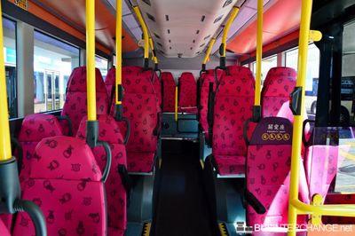 Kowloon Motor Bus Volvo B8L (UU8290)