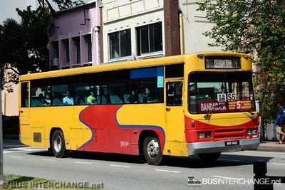 Bus 5 - S&S International Nissan Diesel JP251 (BER3432)