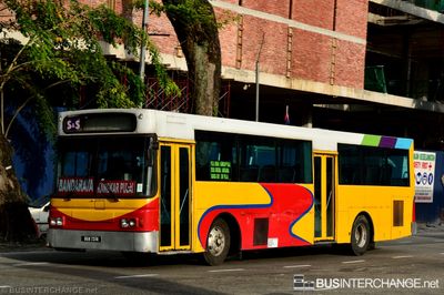 Bus 7 - S&S International Hino RK1JSKA (BGK7374)