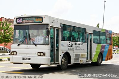 Bus IM10 - S&S International Nissan Diesel JP251 (BGR4827)