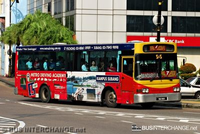 Bus 7 - S&S International Nissan Diesel JP251 (BGU3601)