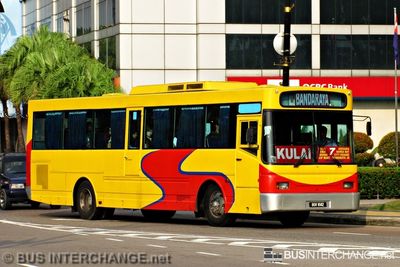 Bus 7 - S&S International Nissan Diesel JP251 (BGV8142)