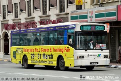 Bus 11 - Metrobus Nationwide Nissan Diesel JP251 (BHR6709)