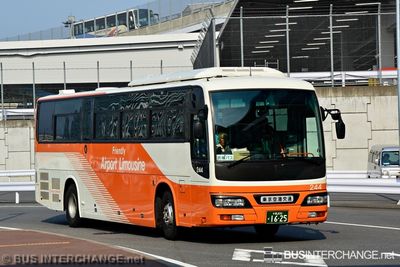 ? - Other Japan Buses Nissan Diesel Space Arrow