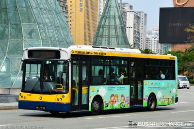 Dennis Dart SLF 10m