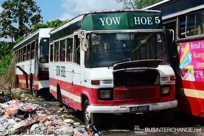 JCC4095 - Yow Hoe Bus