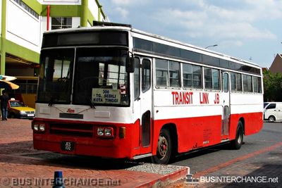 Bus 300 - Transit Link JB Hino AK176K (JCS 132)