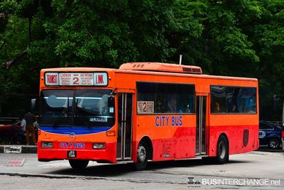 Bus 2 - Transit Link JB Mercedes-Benz OH1318 (JEQ7148)
