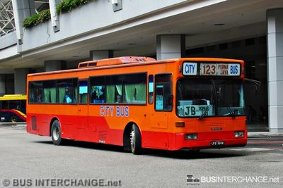 Bus 123 - Transit Link JB Scania L113CRL (JFB3604)
