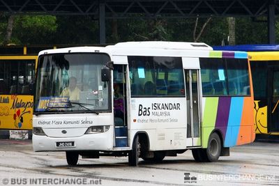 Bus IM03 - Causeway Link Nissan Diesel (JHD2416)