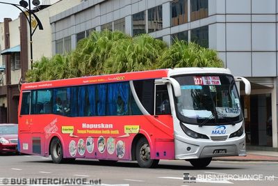 Bus 227 - Maju Hino AK1JRKA (JKT9540)