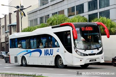 Bus 227 - Maju Hino AK1JRKA (JLA4233)