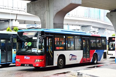Bus P311 - Maju Higer KLQ6128G (JNW7297)