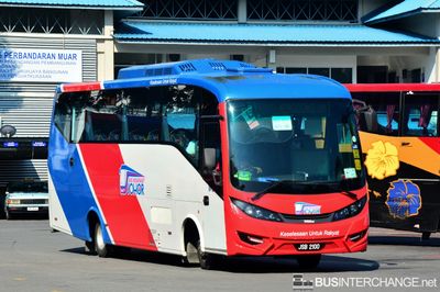 Bus MU002 - Mayang Sari Hino XZU720R (JSB2100)