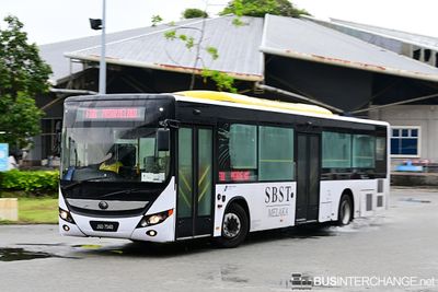 Bus F101 - BAS.MY Melaka Yutong ZK6126HG (JSD7540)