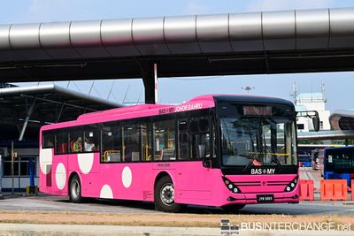 Bus J50 - BAS.MY Johor Bahru King Long XMQ6127G (JYN8469)