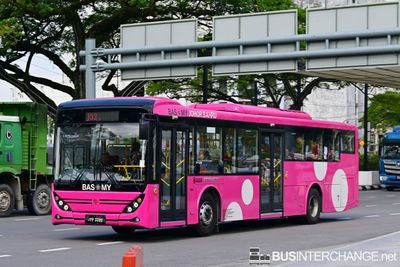 Bus J32 - BAS.MY Johor Bahru King Long XMQ6127G (JYP3289)