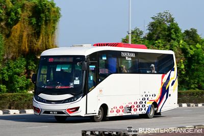 Bus M32 - BAS.MY Melaka Hino XZU720R (MDL1924)